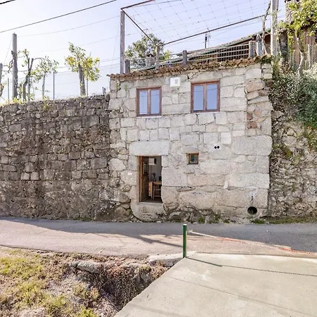 Your Cosy Place In Geres Next To The Water Wifi Ac Holiday home *